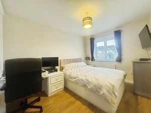 Bedroom - click for photo gallery